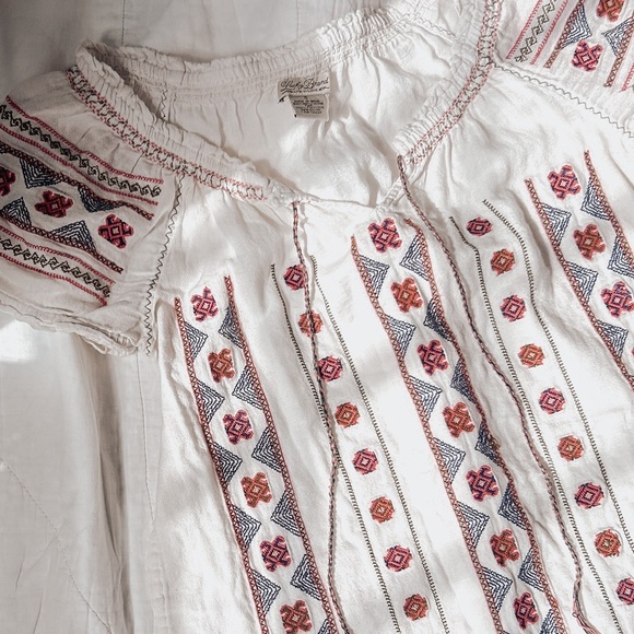Lucky Brand Boho Peasant Top - Picture 2 of 5